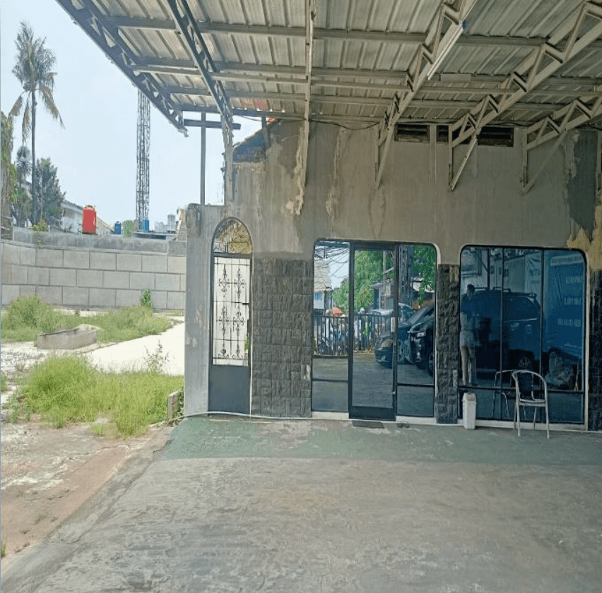 Investasi Cerdas! Tanah + Bangunan Kosong Siap Dikembangkan - Foto 2